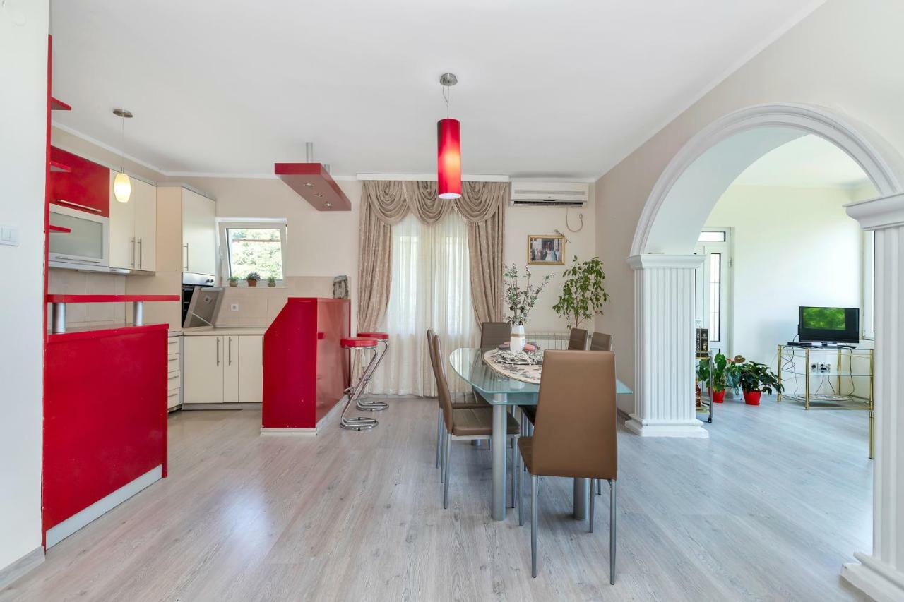 Apartments Vidikovac Inn Cattaro Esterno foto